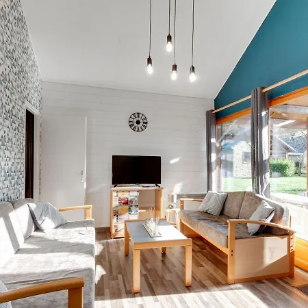 Pleasant Holiday Home In Signy Le Petit With Terrace * Signy-le-Petit